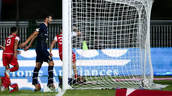 زمان بازی پرسپولیس و ملوان تغییر کرد