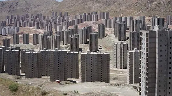  5 هزار خانه در کوه و زندگی اسفبار ساکنان / خانه ها نیمه کاره تحویل داده شد