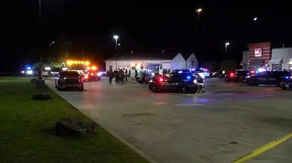 تیراندازی خونین در آمریکا / یک کشته و ۱۴ زخمی