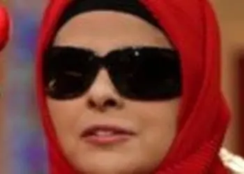 فیلم/ شعرخوانی پر از احساس مریم حیدرزاده در شب ویژه برنامه برمودا به وقت یلدا