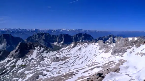 ببینید / نماهنگ بی کلام و آرامش بخش با تصاویری از منطفه آلپ + فیلم