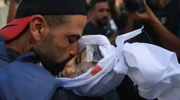 شهادت ۱۳ هزار و ۸۰۰ کودک در نوار غزه