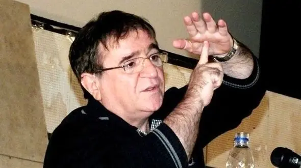 فیلم/ افراد موفق از دیدگاه دکتر انوشه؛  انسان موفق کسی است که از مشکلات زندگی استفاده کرده و راه بسوی پیشرفت برای خود باز کند