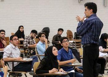 استاد مورد علاقه‌ی هممون/ عشق به درس تو تک تک دانشجو ها بیداد میکنه