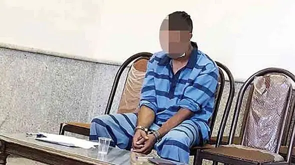 غافلگیری قاتل مرد ایرانی در کمپ مهاجران افغان / بی رحمانه او را چاقو چاقو کرده بود
