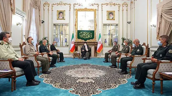 رئیس ستاد کل نیروهای مسلح با آیت‎الله رئیسی دیدار کرد