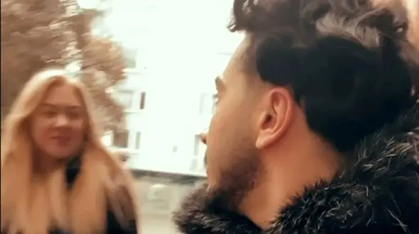 فیلم یهویی / شوخی دختر زیبای خارجی با دماغ پسر ایرانی / واگعیه یا کیکه ؟!