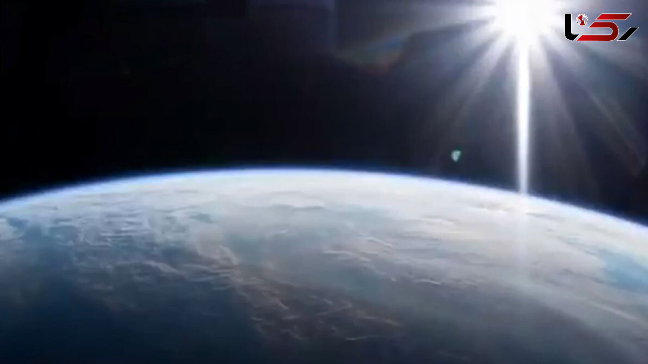 طلوع خورشید را از فضا مشاهده کنید + فیلم