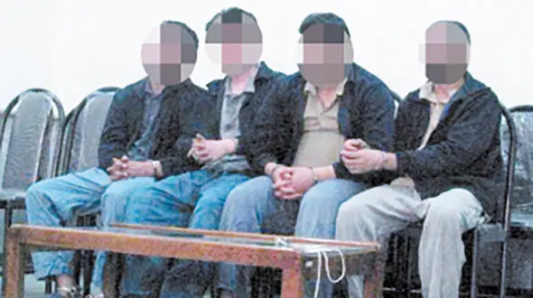 دردسر هدیه گرفتن از جوان عروسک فروش برای دختر تهرانی + عکس