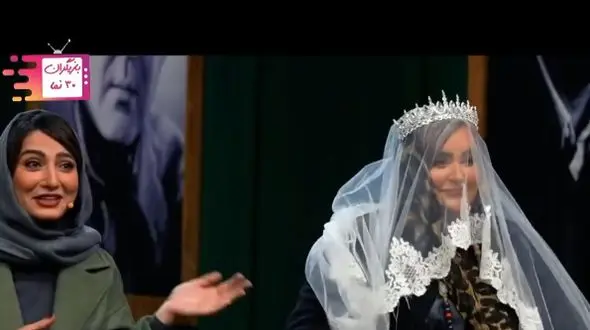 فیلم / وقتی از نعیمه نظام دوست  میپرسن چرا عروس نشدی تور سر میکنه و میگه چقد اینجا پسر مجرد داریم !