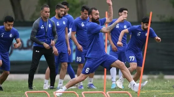 مدافع استقلال بازی با فولاد را از دست داد