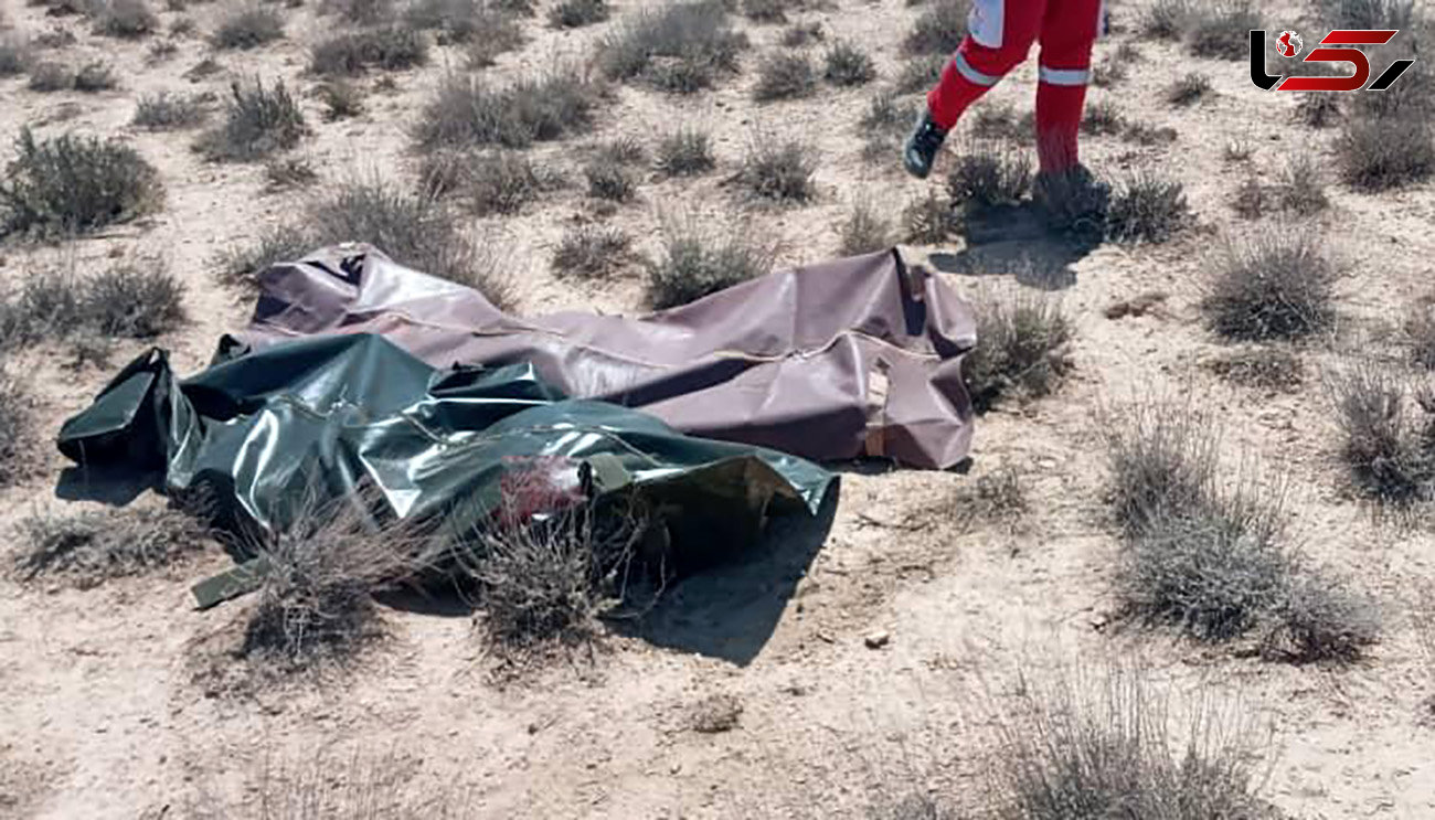 عکس جنازه های خلبان و کمک خلبان در محل سقوط هواپیمای بجنورد