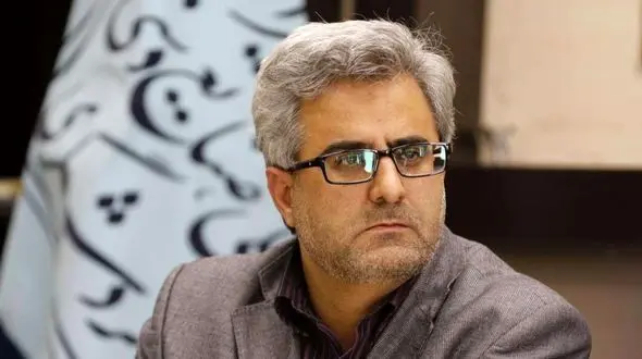 سفر به شهرهای زرد، آبی و سفید در جریان است