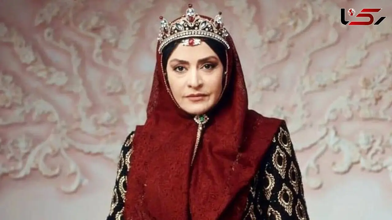 نگاهی به مانتو و پیراهن اصیل مریلا زارعی، مهدعلیای سریال جیران با الهام از معماری و نقوش ایرانی/ مثل همیشه باوقار+عکس