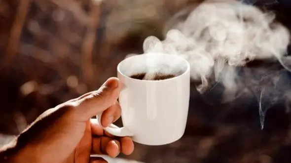هشدار: دمای خطرناک نوشیدنی‌ های داغ و ارتباط آن با سرطان مری