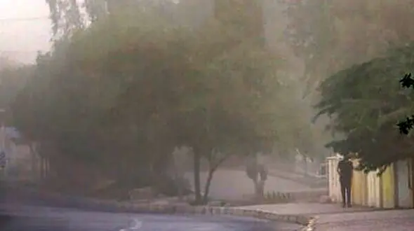 وقوع طوفان شدید در غرب تهران/برق خانه‌ها قطع شد
