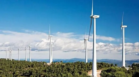 احداث نیروگاه های تجدیدپذیر برای محرومیت زدایی در دستور کار دولت / انرژی های تجدیدپذیر دیگر گران نیست