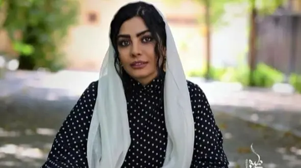 فیلم /  نگاهی به دکوراسیون باشکوه  خانه استخردار صحرا اسداللهی/ از  فرش ایرانی تا استخر  و مبلمان مدرن