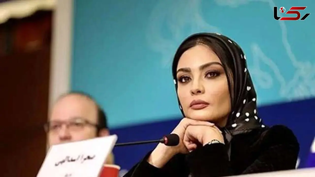 صحرا اسداللهی با «استایل پاییزی» خیره‌کننده، استعداد و سلیقه خود را همزمان به نمایش گذاشت / خوش پوشی کارگردان و چهره‌ای که با اصغر فرهادی وارد سینما شد!