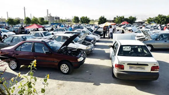 قیمت خودرو امروز چقدر پایین آمد؟