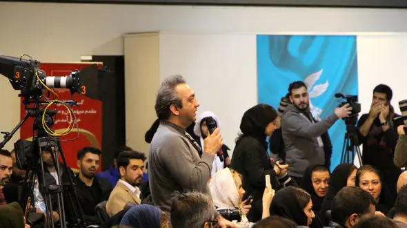 حاشیه های اولین روز جشنواره فیلم فجر