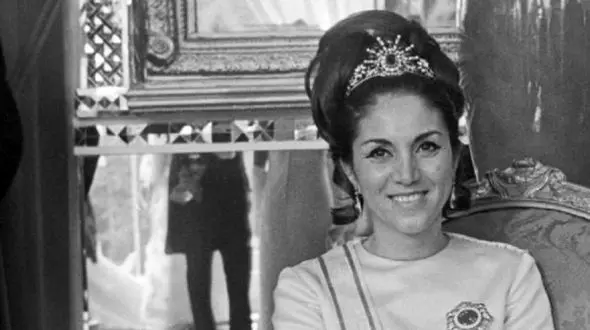  سفر به ایام قدیم /  «فاطمه پهلوی در روز مادر شدن اش در زوریخ»/ سال 1335