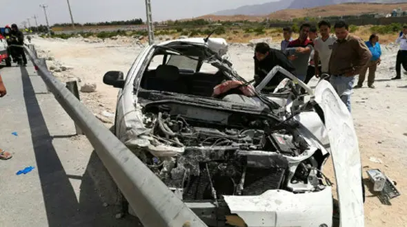 متلاشی شدن تیبا در برخورد با گاردریل + عکس 