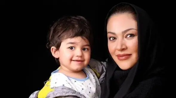 فیلم / زیبا بروفه: شادمهر عقیلی  بدجوری پشتم ایستاد آدم گوشت تلخی بودم /  هر دفعه میومدم برم اتاق گریم به من یه متلکی مینداخت /  مجید واشقانی: دنیا نتونست تحمل کنه تو عشقتو بغل کنی