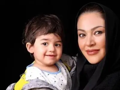 فیلم / زیبا بروفه: شادمهر عقیلی  بدجوری پشتم ایستاد آدم گوشت تلخی بودم /  هر دفعه میومدم برم اتاق گریم به من یه متلکی مینداخت /  مجید واشقانی: دنیا نتونست تحمل کنه تو عشقتو بغل کنی