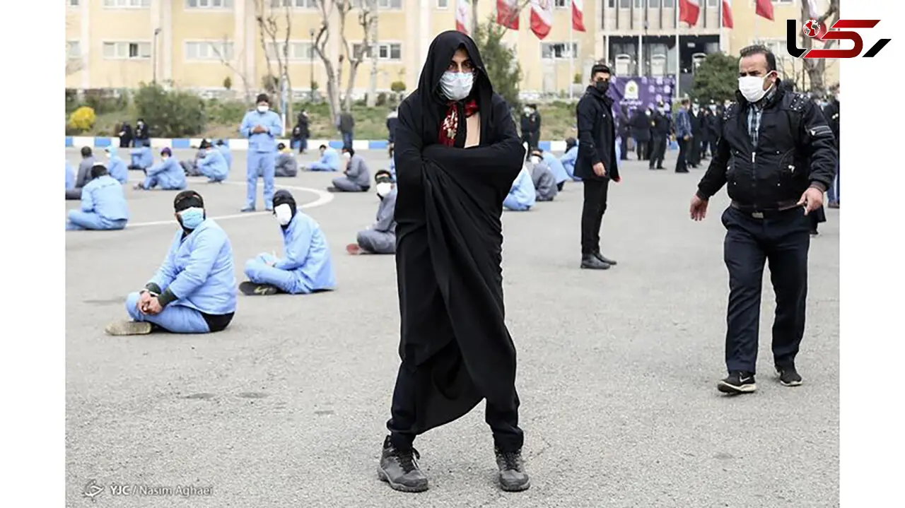   اوباش تهران زیر چادر زنانه بازداشت شد + عکس
