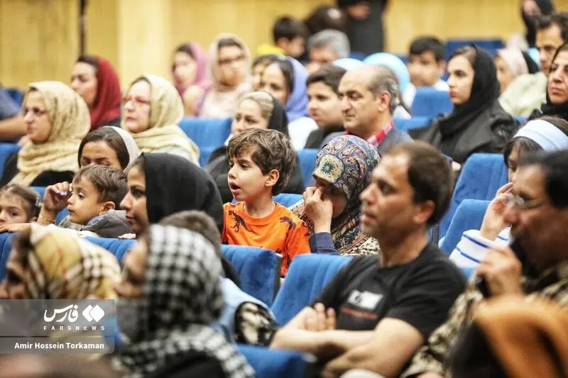 تصاویر: کنسرت مجید خراط‌ها در همدان به نفع بیماران اتیسم
