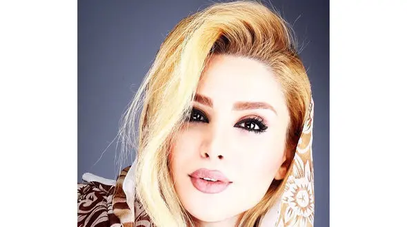 شوک فیلم لامبورگینی دنیا جهانبخت در لندن / دلارهای کثیف از جیب مردم ایران !