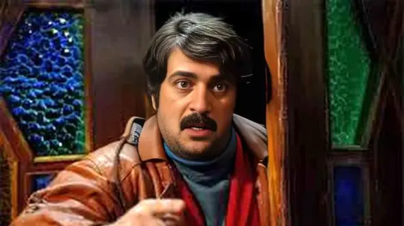 فیلم/ یادی کنیم از سکانس خنده دار سریال پایتخت : انگلیسی صحبت کردن ارسطو