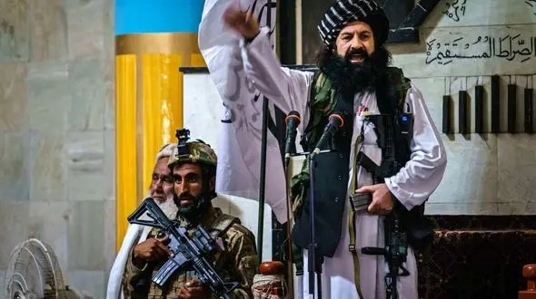 انفجار در مقر وزارت مهاجران طالبان؛ وزیر کشته شد