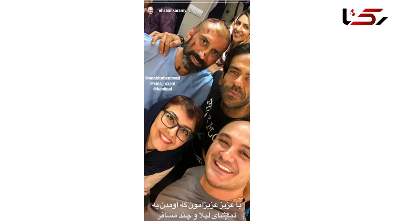  سلفی احسان کرمی با کسانی که تئاترش را تماشا کردند