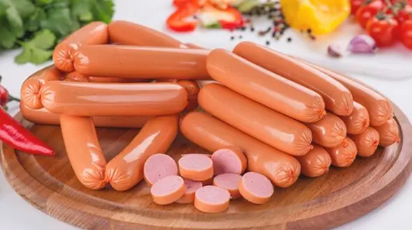 آموزش قدم‌ به‌ قدم طرز تهیه سوسیس خانگی