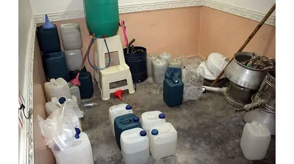 فیلم گفتگو با مسموم شدگان الکل تقلبی/ داشتیم کور می شدیم!