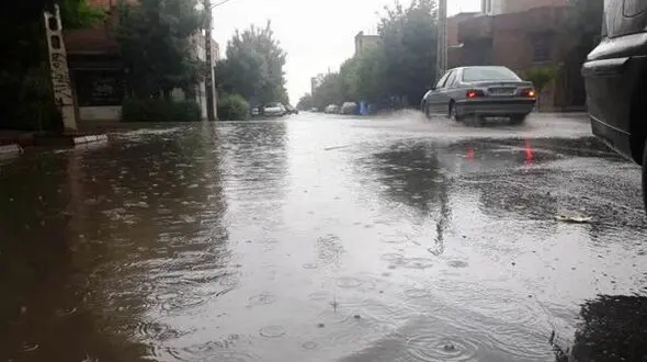 سیل در سلماس داخل خانه های مردم رفت + عکس