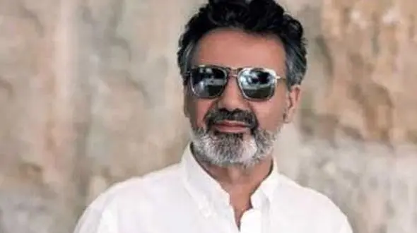 دانلود آهنگ باشکوه معین به نام همه دنیای من / می خونم به هوای تو پریچهر