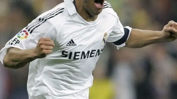 دو چهره از دنیای فوتبال