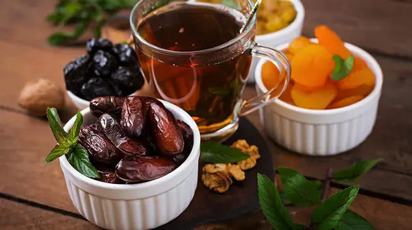 بهترین گزینه برای باز کردن روزه در وعده افطار