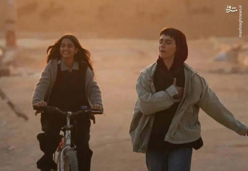 آیا فیلم «مراقب» در ایران قابل نمایش است؟ / چه کسانی از حذف سینمای رسمی ایران از جشنواره های جهانی سود می برند؟ / چرا «لاله مرزبان» همه آنچه باید بگوید را نگفت؟