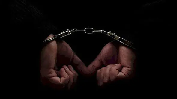 کتک زدن مرد مشهدی به خاطر امر به معروف / بازداشت 8 زن و مرد 