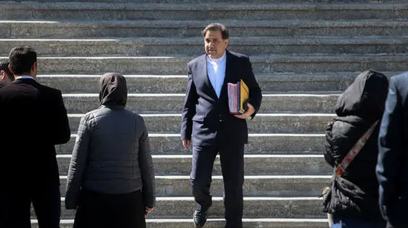 هشدار آخوندی نسبت به برخی وعده های انتخاباتی 