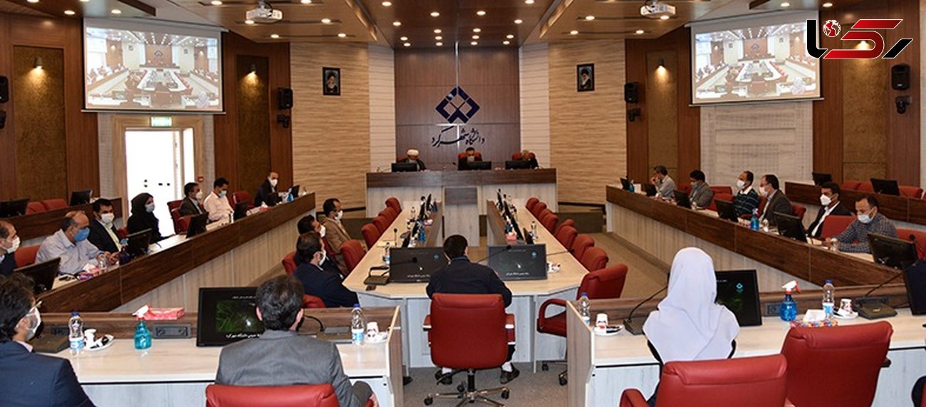 برگزاری نشست شورای دانشگاه شهرکرد با موضوع حضور دانشجویان و اساتید 
