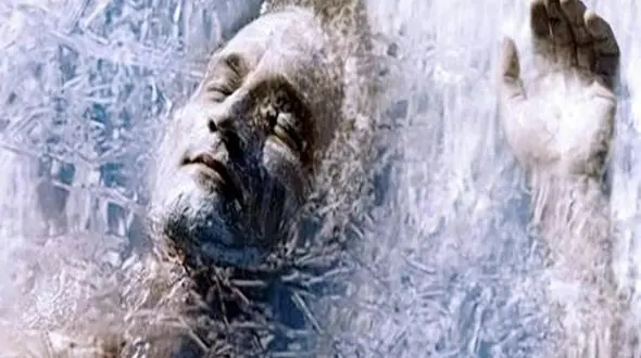 یخ زدن مرگبار 3زن و یک مرد در کوه