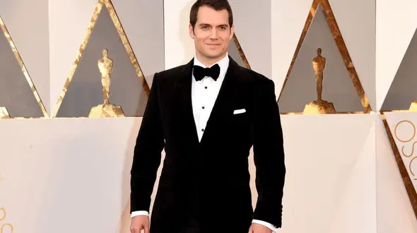 سوپرمن و تام کروز همبازی شدند