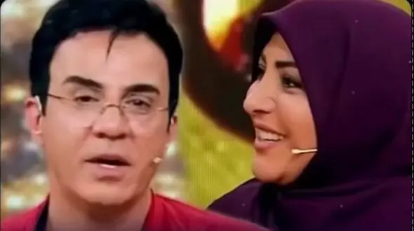 (ویدئو) رونمایی داریوش فرضیایی از عشق قدیمیش/ دختره هندی که پزشکه و شرایطش ... دل عمو پورنگ مارو برده
