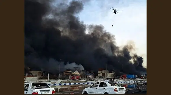 فیلم هلیکوپترهای  «میل ۱۷» سپاه در اطفای آتش سوزی انفجار بندرعباس