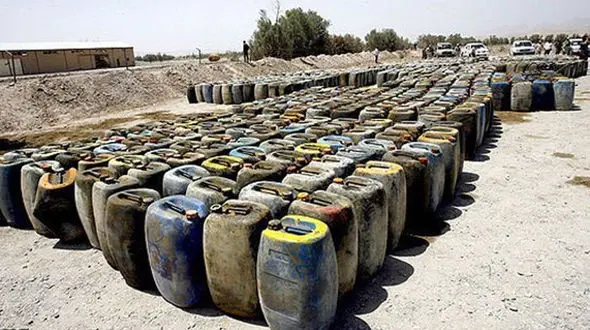 سلطان سوخت قاچاق و روغن موتور تقلبی در ری دستگیر شد